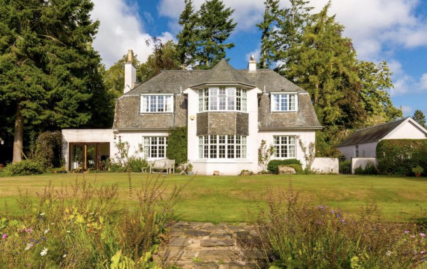 incredible-edinburgh-mansion-hits-the-market-with-tennis-court-and-plush-garden