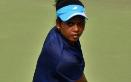 utr-pro-tennis:-arthi-closer-to-semis-berth-after-win-against-sachi