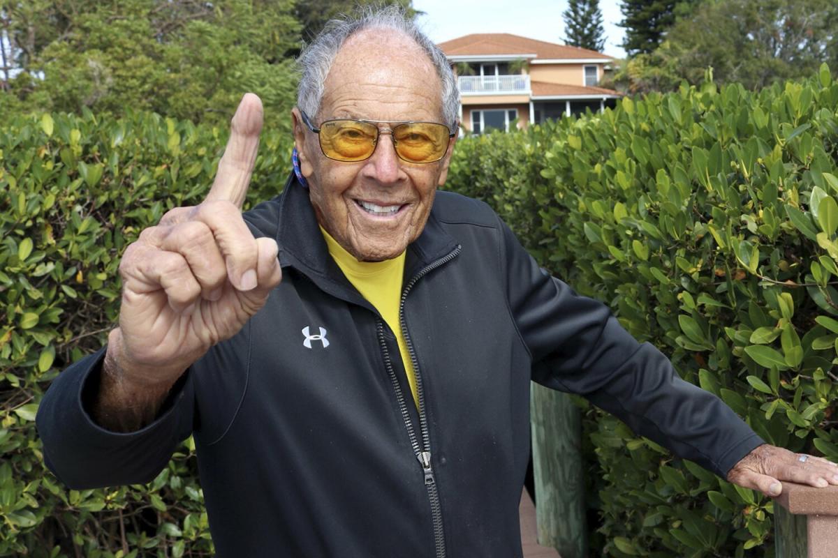 nick-bollettieri-dead:-famed-tennis-coach-of-the-williams-sisters-and-andre-agassi-was-91