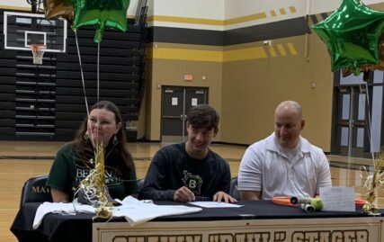 seguin’s-paul-stager-signs-on-to-play-tennis-at-belhaven-university