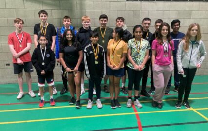 dunfermline-badminton-association-host-junior-christmas-competition-–-dunfermline-press