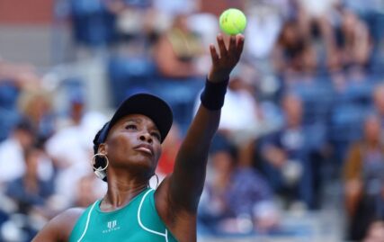 tennis-no-'evolving-away'-for-venus-as-american-gets-australian-open-wildcard