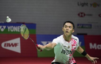 indonesia-masters:-home-hero-christie-and-spaniard-marin-storm-into-semifinals-–-sportstar