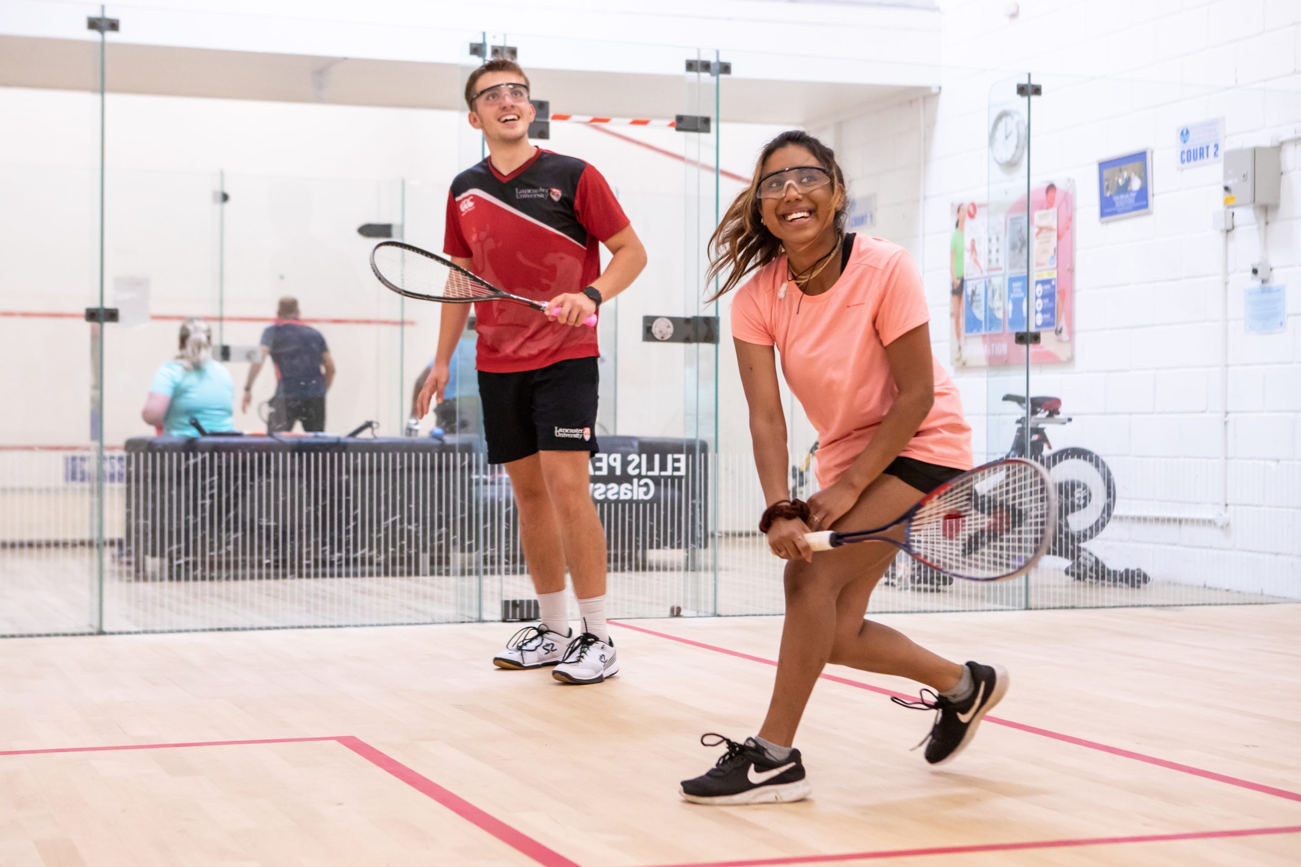 england-squash-and-squashlevels-team-up-to-encourage-clubs-to-go-paper-free-in-2023