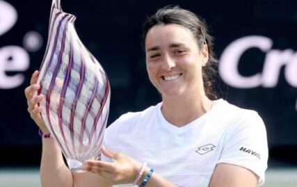 charleston-open:-ons-jabeur-beats-belinda-bencic-to-claim-her-first-title-of-season