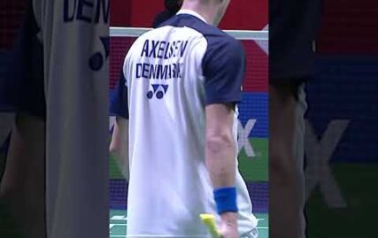 celebrate-like-viktor-axelsen!-#shorts-#badminton-#bwf