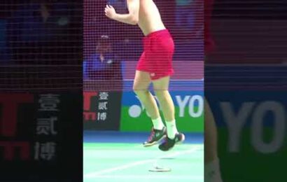 what-a-celebration-by-li-shi-feng!-watch-till-the-end.-#shorts-#badminton-#bwf