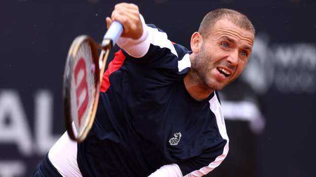 italian-open:-dan-evans-loses-to-roberto-carballes-baena-in-marathon-encounter