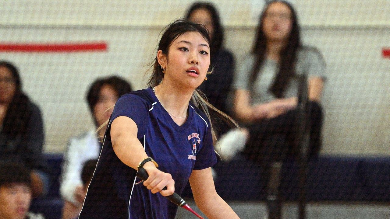 gns’-kayla-wu-steamrolls-through-the-field-to-take-nassau-badminton-title