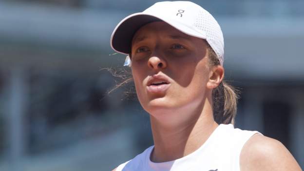 french-open-2023:-iga-swiatek,-ons-jabeur,-casper-ruud-and-alexander-zverev-in-fourth-round-action