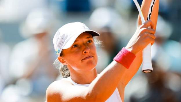 french-open-2023:-iga-swiatek-and-coco-gauff-set-for-rematch-of-last-year’s-final-in-paris