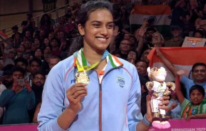 p-v-sindhu-turns-28,-know-india’s-badminton-star-career-achievement