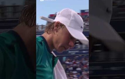 the-weirdest-tennis-changeover-ever?!-