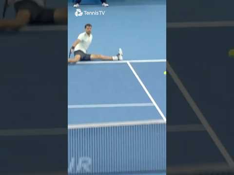 grigor-dimitrov-from-the-floor-