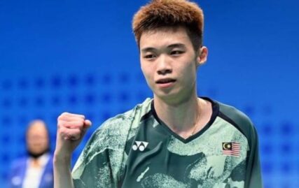 badminton:-tze-yong-rises-at-the-asiad