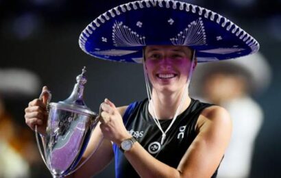 wta-finals:-iga-swiatek-thrashes-jessica-pegula-in-final-to-take-number-one-rankings-spot