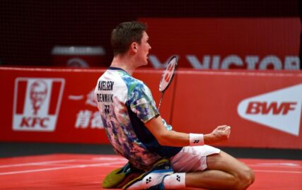 axelsen,-tai-triumph-in-badminton-world-tour-finals