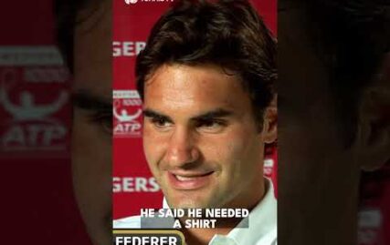 roger-federer-swaps-shirts-with-michael-llodra-