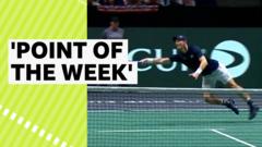 watch:-murray-and-riedi-play-out-entertaining-rally