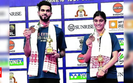 city-shuttler,-partner-shine-at-nat’l-badminton-c’ship