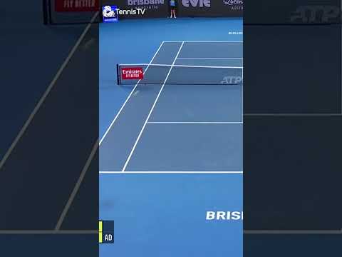 nadal-no-look-smash-