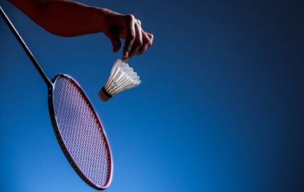 aia-welcomes-new-badminton-player-as-ambassador