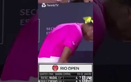 when-nadal-had-to-change-shorts-on-court-