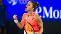 paolini-fights-back-to-win-dubai-open-title