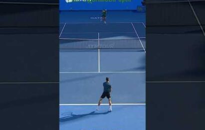 khachanov-hotdog-trickshot-