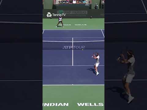 incredible-shot-from-tsitsipas-in-indian-wells-