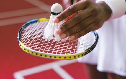 best-badminton-rackets:-top-10-worthy-options-for-intermediate-and-excellent-players-like-you