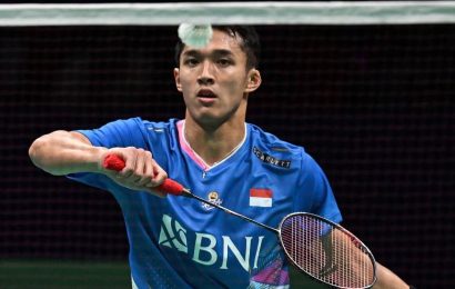 jonatan-christie-beats-top-seed-shi-yuqi-to-reach-badminton-asia-championships-final