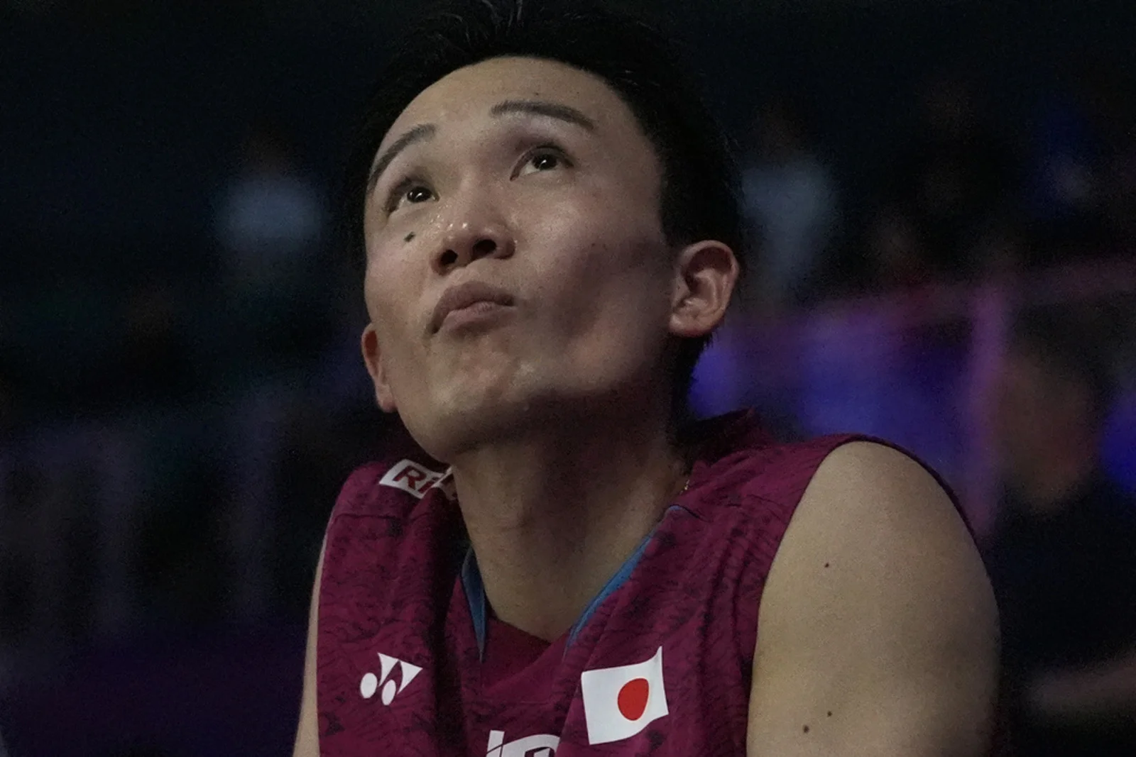 former-badminton-ace-momota-bows-out-of-international-competition