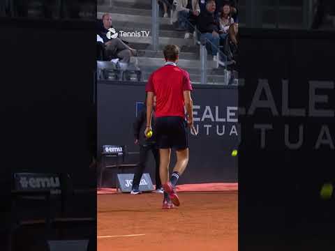 impossible-medvedev-serve-angle-