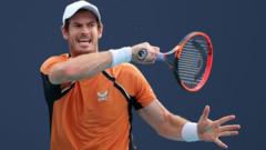 murray-through-to-next-round-on-injury-return