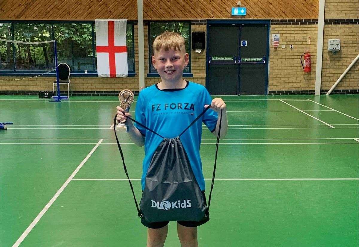 renfrew-success-for-wick-junior-badminton-player