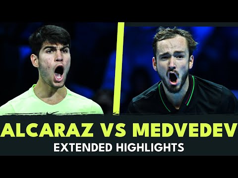 carlos-alcaraz-vs-daniil-medvedev-extended-highlights-|-nitto-atp-finals-2023