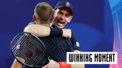 murray-&-evans-win-‘nerve-wracking’-tie-break-to-reach-quarters