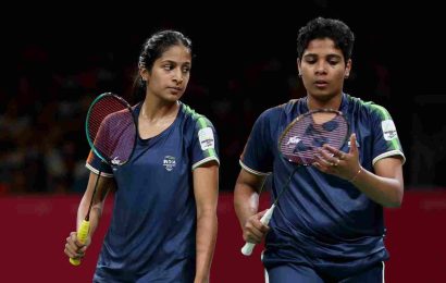 macau-open-badminton:-treesa-jolly,-gayatri-gopichand-advance-into-semifinals;-kidambi-srikanth-loses