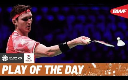 hsbc-play-of-the-day-|-axelsen-with-patience-and-tactics-to-turn-the-game-in-his-favour.