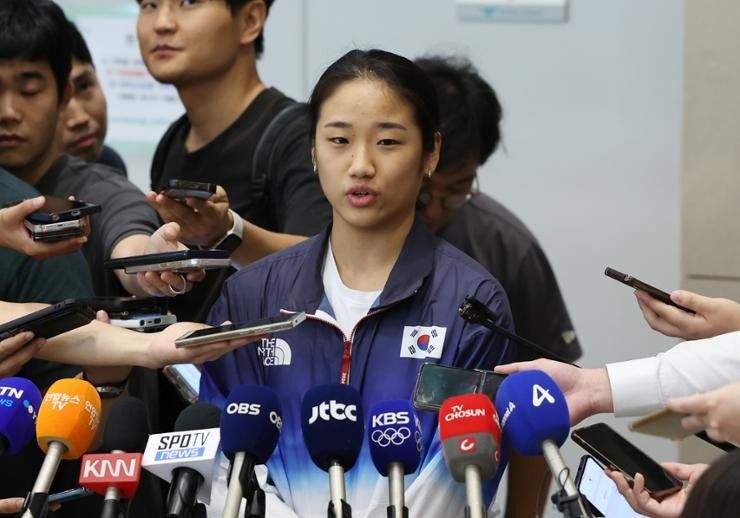 south-korean-an-se-young,-the-paris-olympics-champion,-named-world’s-top-female-badminton-player-for-2024