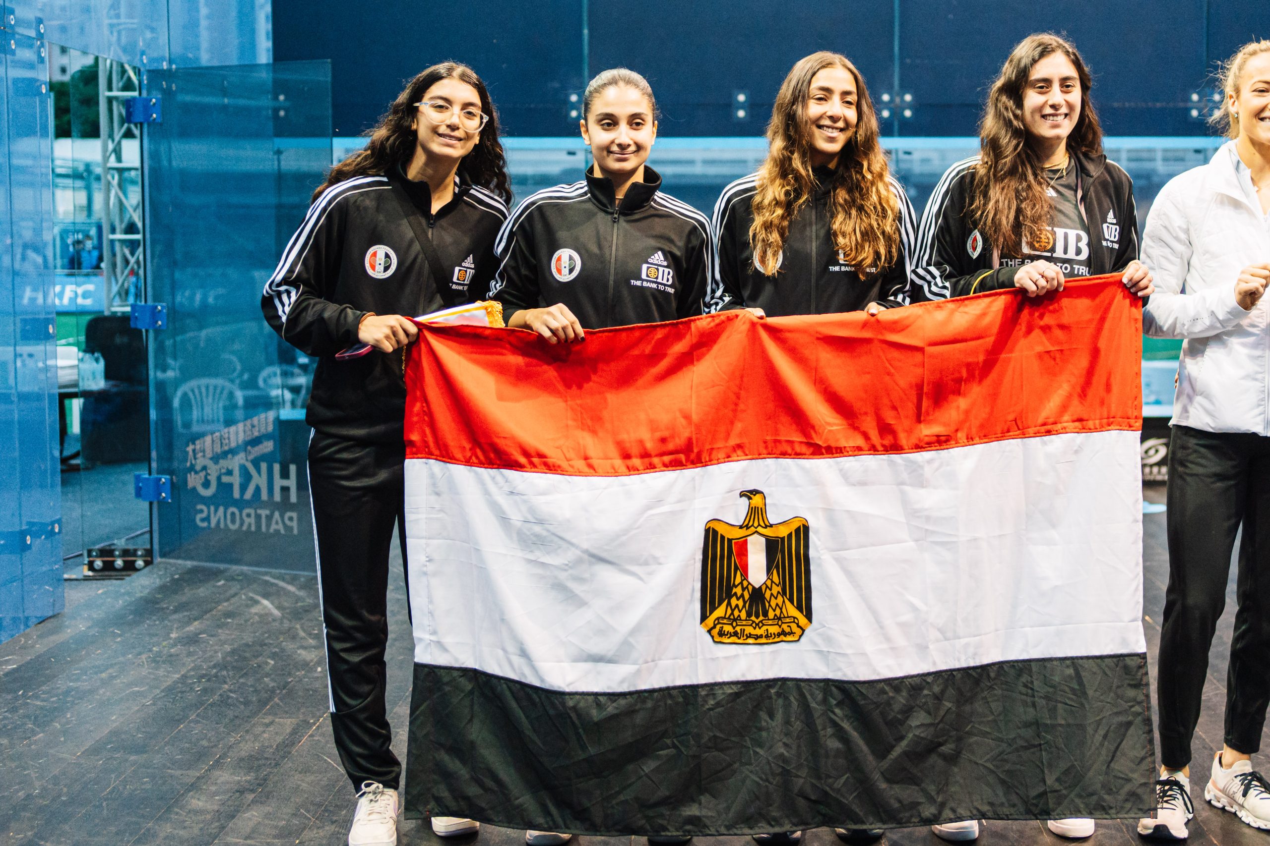 breaking:-egypt’s-women-win-wsf-world-squash-team-championships