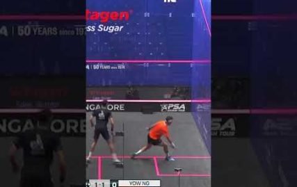 you-does-he-do-it?!-#squash-#sport-#malaysia