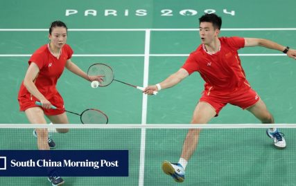 olympic-badminton-champ-huang-quits-chinese-national-team,-says-age,-injuries-taken-toll