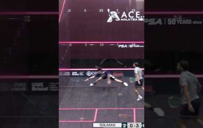 -incredible-athleticism!-#squash-#psasquashtour-#sports