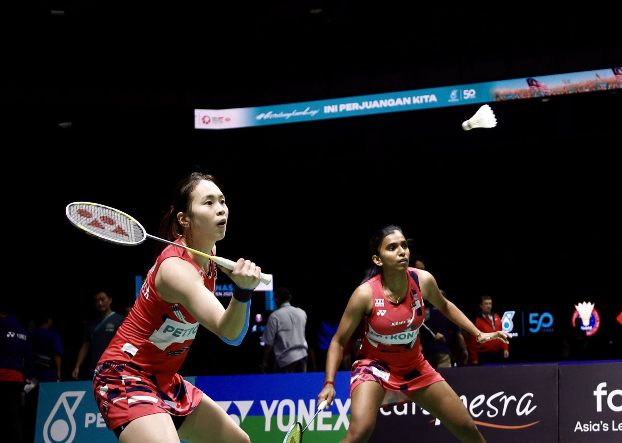 pearly-thinaah-keep-it-simple-to-reach-semis-in-jakarta