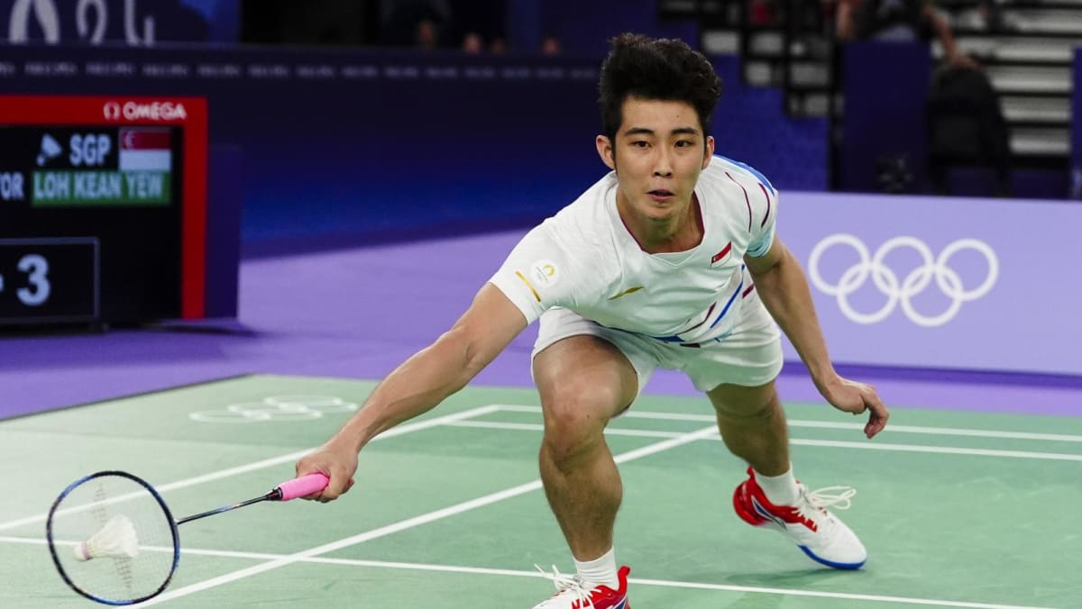 badminton:-singapore’s-loh-kean-yew-falls-short-at-german-open,-loses-to-denmark’s-axelsen-in-final