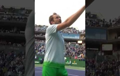 epic-daniil-medvedev-celebration-at-indian-wells-#medvedev-#tennis-#indianwells-#tennisparadise