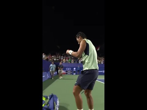 bu-takes-out-tsitsipas!