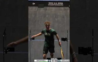 take-a-bow,-brownell-‍-that’s-how-you-close-out-a-game-#squash